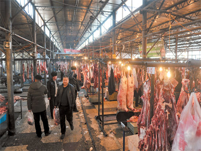 烏(wu)魯木齊(qí)米東區(qu)華淩畜(chù)牧基地(di)